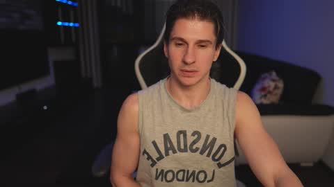 Dorian Reyes online show from 03-08-26, 02:04