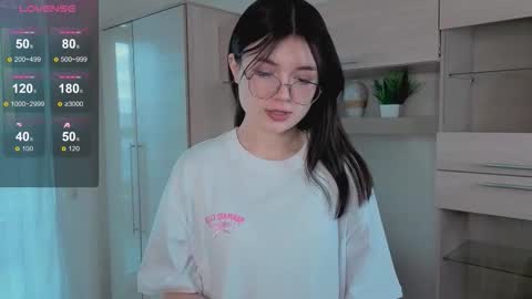 Snapshot of doris_lewis chatting on 11-14-25, 06:23 Maria online show from 11-14-25, 06:23