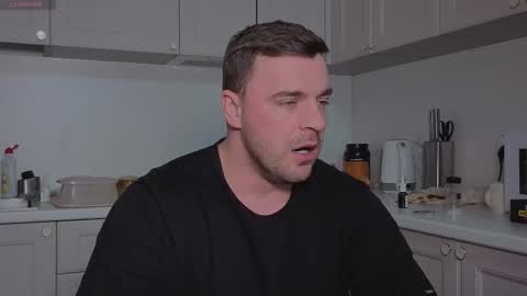 Sasha online show from 12-04-25, 09:23