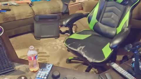 DotYourEyezez  online show from 12-12-24, 12:33