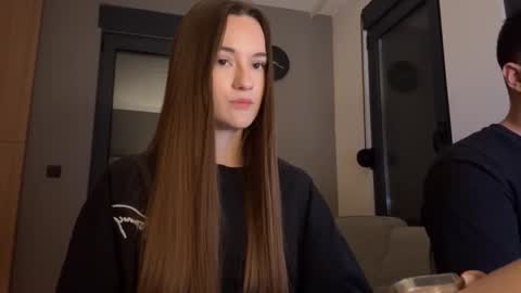 Snapshot of double_sun chatting on 09-19-25, 11:16 Alice and Mark online show from 09-19-25, 11:16