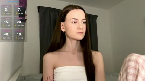 Alice and Mark online show from 04-06-26, 08:43