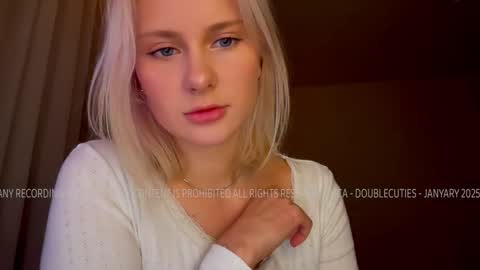 Lana  Eva  dont forget to give us a thumb up online show from 01-10-25, 05:02