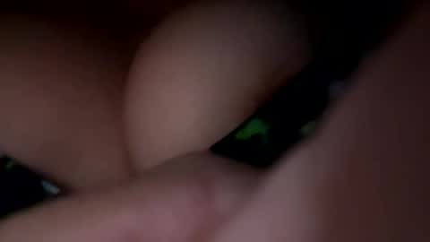 Snapshot of doubledeeboobies chatting on 10-31-25, 05:30 doubledeeboobies online show from 10-31-25, 05:30