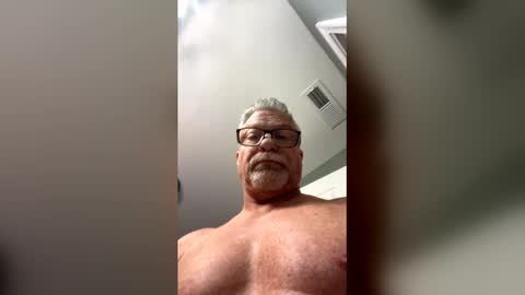 Snapshot of douglikes3xd chatting on 03-08-26, 02:59 douglikes3xd online show from 03-08-26, 02:59