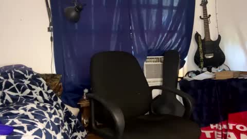 MrPirated online show from 03-04-25, 08:49