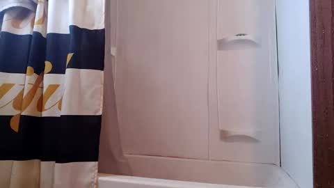 MrPirated online show from 10-13-25, 04:40