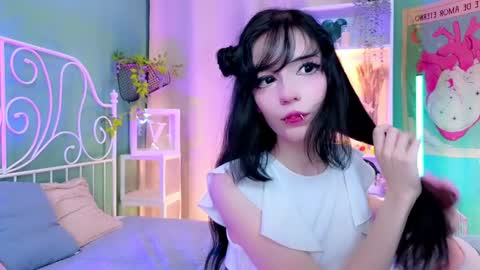 Snapshot of draculaura_ chatting on 12-05-24, 09:06 Draculaura online show from 12-05-24, 09:06