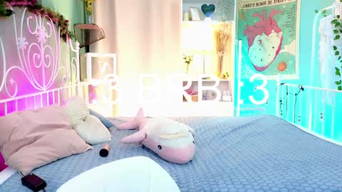 Snapshot of draculaura_ chatting on 01-05-25, 12:09 Draculaura online show from 01-05-25, 12:09