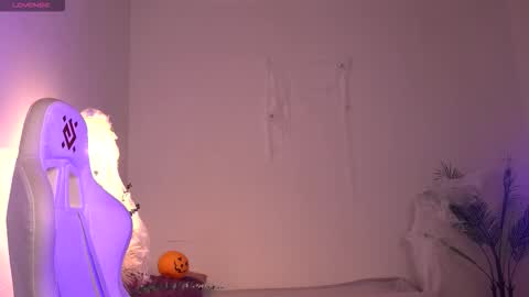 Snapshot of dragon_ink chatting on 11-03-25, 05:31 Lisbeth Salander online show from 11-03-25, 05:31