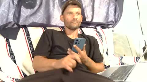 Snapshot of dragonoid96 chatting on 07-08-26, 08:46 lovemachine online show from 07-08-26, 08:46