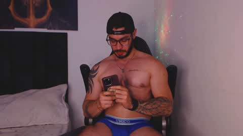 drake_cole11 online show from 12-06-24, 12:02