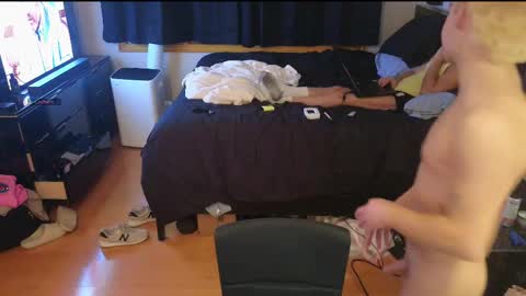 Snapshot of drakeoc chatting on 02-12-25, 06:40 drakeoc online show from 02-12-25, 06:40