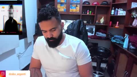 Snapshot of drako_argenti_ chatting on 01-04-25, 08:49 Drako online show from 01-04-25, 08:49