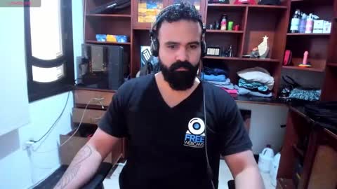 Snapshot of drako_argenti_ chatting on 01-10-25, 03:58 Drako online show from 01-10-25, 03:58