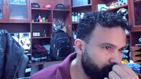 Snapshot of drako_argenti_ chatting on 01-25-25, 07:49 Drako online show from 01-25-25, 07:49