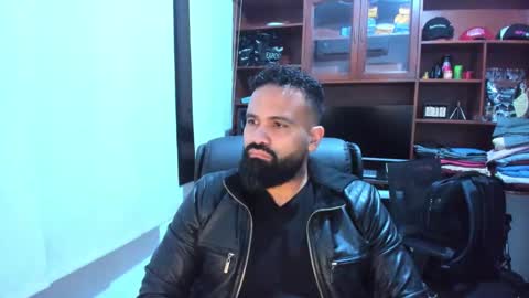 Snapshot of drako_argenti_ chatting on 02-04-25, 12:19 Drako online show from 02-04-25, 12:19