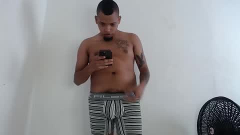 Snapshot of drako_monstercock chatting on 05-23-26, 03:27 drako_monstercock online show from 05-23-26, 03:27