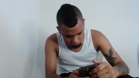 Snapshot of drako_monstercock chatting on 05-24-26, 04:01 drako_monstercock online show from 05-24-26, 04:01