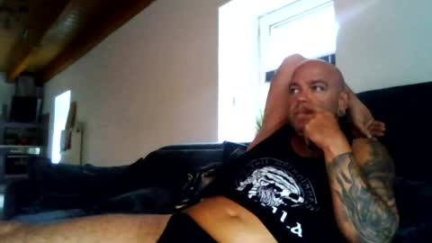 Snapshot of drally959340 chatting on 07-17-26, 07:37 drally959340 online show from 07-17-26, 07:37