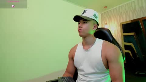 Snapshot of draven_marceaux chatting on 10-03-25, 11:40 Draven online show from 10-03-25, 11:40