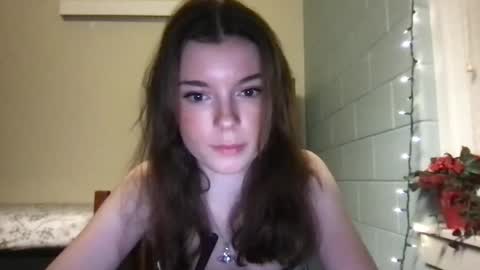 ur dream girl online show from 02-24-25, 12:30