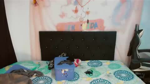 Snapshot of dream__girls69944 chatting on 07-29-26, 07:50 sharon online show from 07-29-26, 07:50
