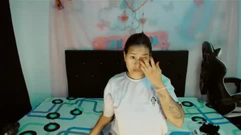 Snapshot of dream__girls69944 chatting on 07-30-26, 08:35 sharon online show from 07-30-26, 08:35