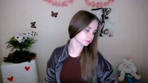 Mari online show from 04-23-26, 06:58