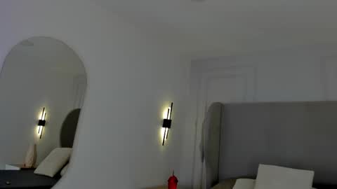 Snapshot of dream_nena chatting on 09-21-25, 04:25 N E N A online show from 09-21-25, 04:25