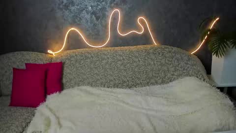 Snapshot of dream_olivia chatting on 06-03-26, 02:36 Olivia online show from 06-03-26, 02:36