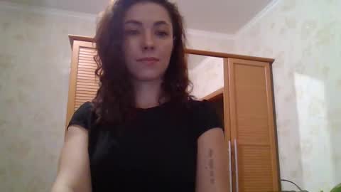 dream_petal_ online show from 03-15-26, 04:57