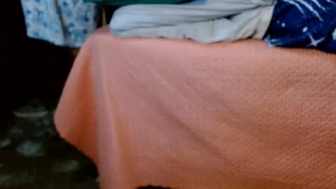 Snapshot of dream_real chatting on 06-17-26, 11:12 dreamreal online show from 06-17-26, 11:12