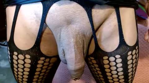 Snapshot of dream_real chatting on 06-18-26, 11:14 dreamreal online show from 06-18-26, 11:14