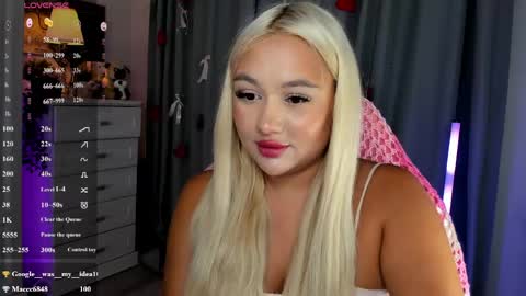 Snapshot of dreamaise chatting on 04-15-26, 07:58 Mary pvt open use pink and blue app lovense online show from 04-15-26, 07:58
