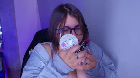  C A M I L A  online show from 05-12-26, 11:18
