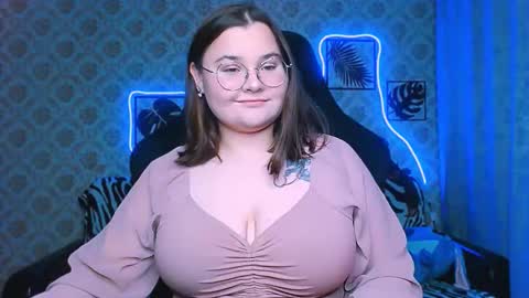 dreamforyoue2 online show from 10-14-25, 07:36