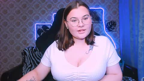 dreamforyoue2 online show from 10-23-25, 08:40