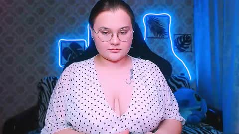 dreamforyoue2 online show from 11-05-25, 08:20