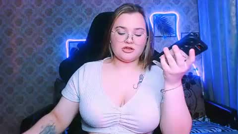 Snapshot of dreamforyoue2 chatting on 06-21-26, 05:59 dreamforyoue2 online show from 06-21-26, 05:59