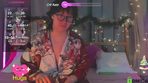 Snapshot of dreamgirllove chatting on 01-08-25, 01:32 Billy online show from 01-08-25, 01:32