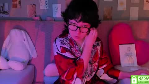 Snapshot of dreamgirllove chatting on 03-06-25, 12:43 Billy online show from 03-06-25, 12:43