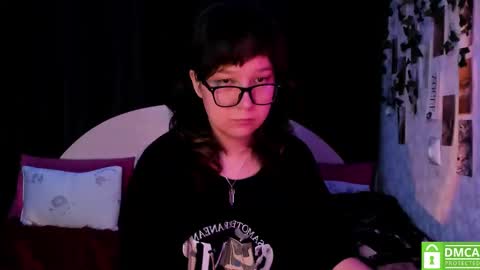 Snapshot of dreamgirllove chatting on 10-11-25, 09:35 Billy online show from 10-11-25, 09:35