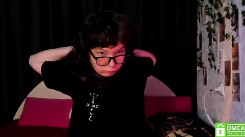 Snapshot of dreamgirllove chatting on 11-10-25, 01:59 Billy online show from 11-10-25, 01:59