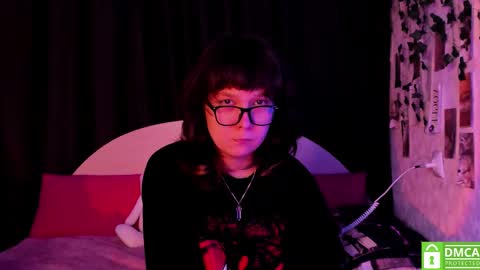 Snapshot of dreamgirllove chatting on 11-22-25, 07:57 Billy online show from 11-22-25, 07:57