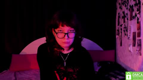 Snapshot of dreamgirllove chatting on 11-23-25, 08:19 Billy online show from 11-23-25, 08:19