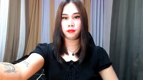 Snapshot of dreammegan chatting on 02-04-25, 12:00 Stacy DONT FORGET TO FOLLOW ME AND THUMBS UP my wife samgrg2 online show from 02-04-25, 12:00