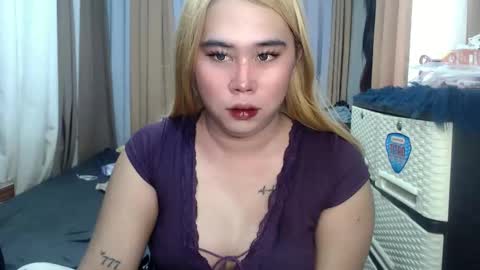 Snapshot of dreammegan chatting on 03-23-26, 06:39 Stacy DONT FORGET TO FOLLOW ME AND THUMBS UP my wife samgrg2 online show from 03-23-26, 06:39