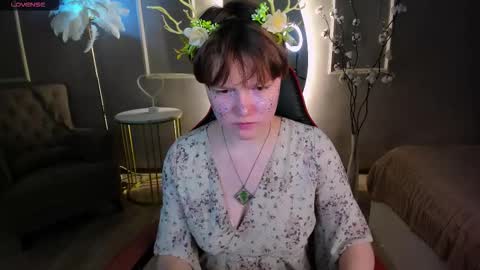 Luna online show from 11-30-25, 08:35
