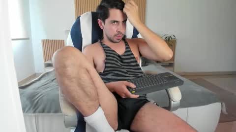 Diego online show from 11-25-25, 09:48